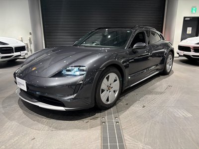 PORSCHE TAYCAN CROSS TURISMO - 5