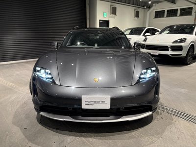 PORSCHE TAYCAN CROSS TURISMO - 3