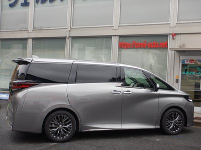 TOYOTA VELLFIRE - 4