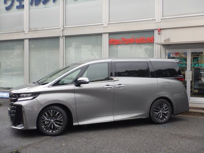 TOYOTA VELLFIRE - 3