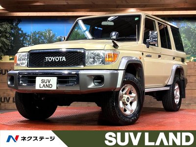TOYOTA LAND CRUISER 70