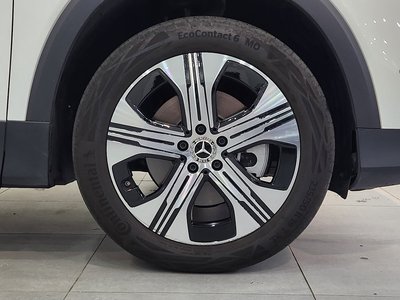 2025 Mercedes-BENZ EQB 照片 2
