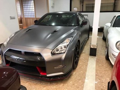 NISSAN GT-R - 10