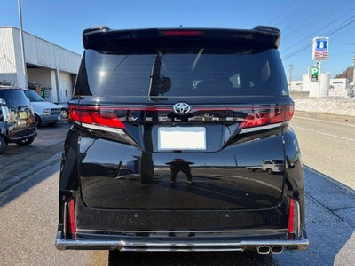 TOYOTA VELLFIRE - 9