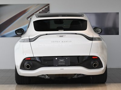 ASTON MARTIN DBX - 6
