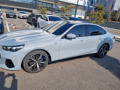 BMW 5 SERIES - 5