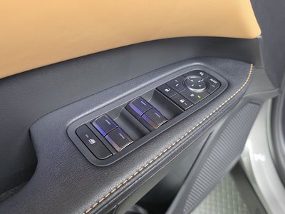 2025 Lexus RX 缩略图 32