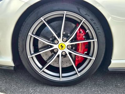2022 Ferrari 812 GTS 缩略图 13