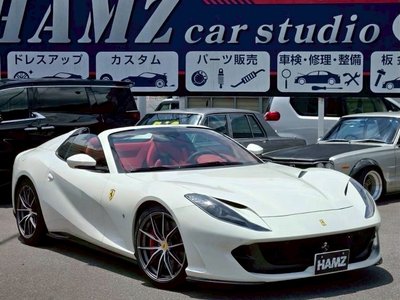 2022 Ferrari 812 GTS 照片 1