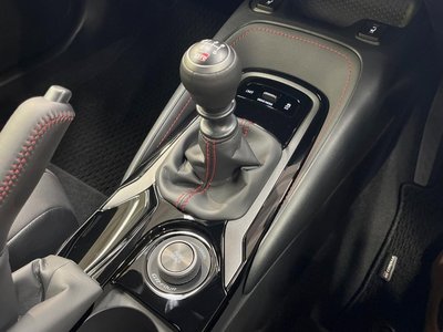 2025 Toyota GR COROLLA 缩略图 32