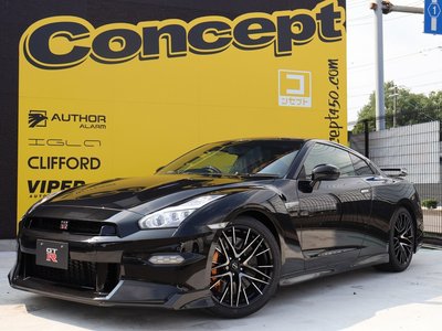 NISSAN GT-R