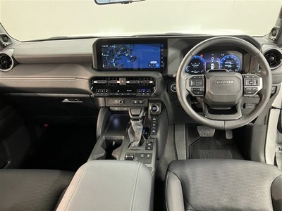 TOYOTA LAND CRUISER - 2