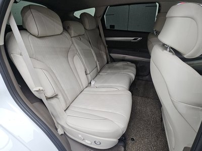 2022 Genesis GV80 — миниатюра 16