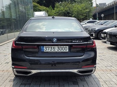 2021 BMW 7 SERIES 照片 3