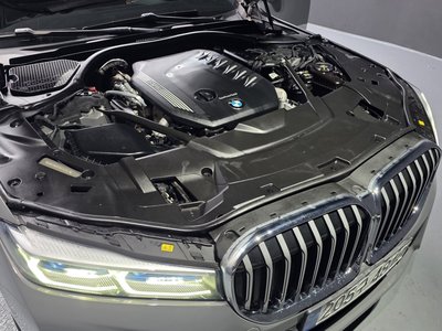 BMW 7 SERIES - 7