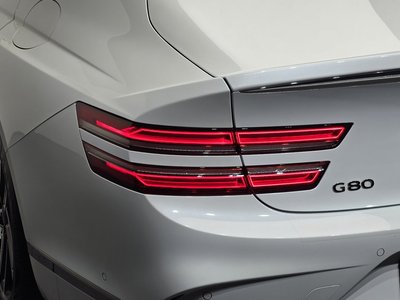 GENESIS G80 (RG3) - 10