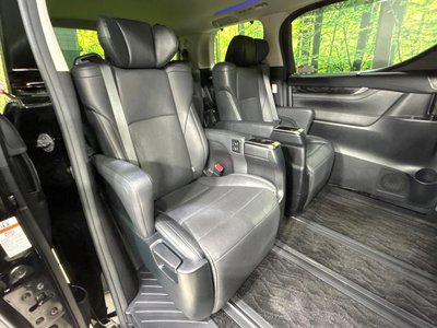 TOYOTA ALPHARD - 10