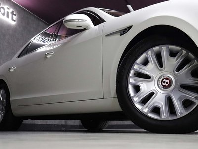 2015 Bentley FLYING SPUR — миниатюра 16