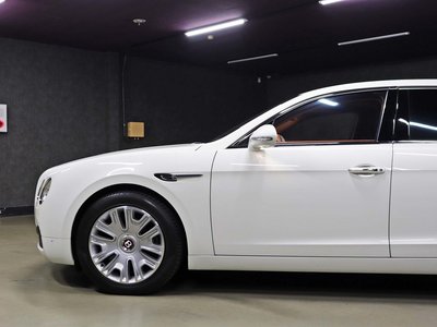 2015 Bentley FLYING SPUR — миниатюра 40
