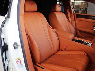 2015 Bentley FLYING SPUR — миниатюра 31