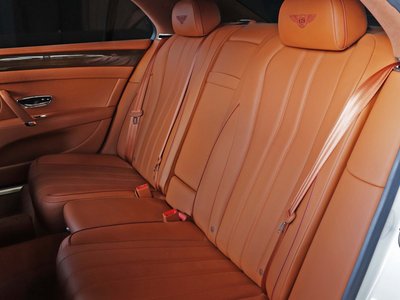 2015 Bentley FLYING SPUR — миниатюра 32
