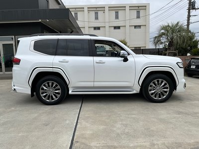 TOYOTA LAND CRUISER - 8