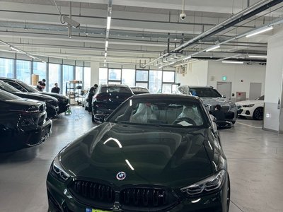BMW 8 SERIES