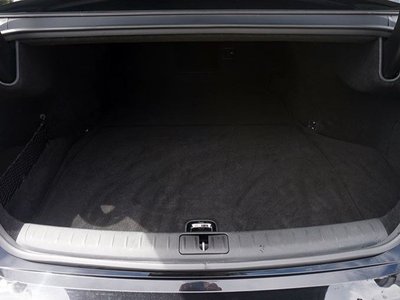 صورة 7 لـ 2023 Genesis G90