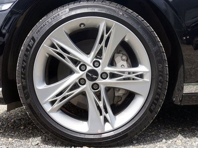 صورة 4 لـ 2023 Genesis G90