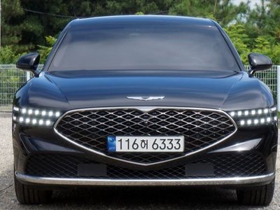 صورة 1 لـ 2023 Genesis G90