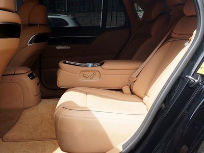 صورة 10 لـ 2023 Genesis G90