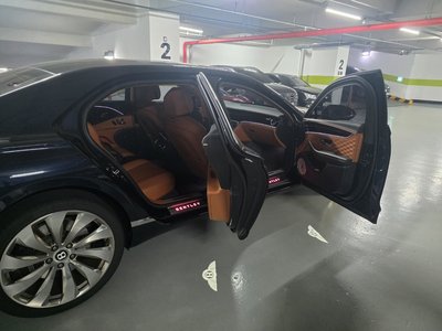 2022 Bentley FLYING SPUR 缩略图 15