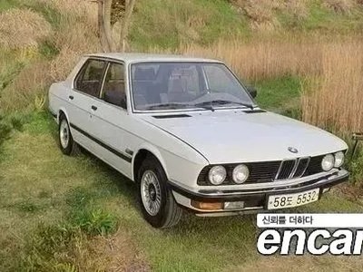 BMW 5 SERIES - 2