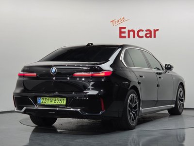 BMW 7 SERIES - 4