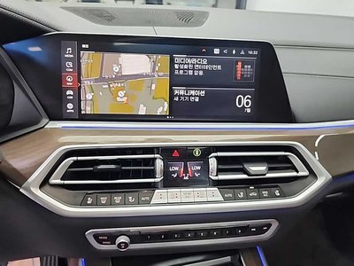 2021 BMW X5 photo 10
