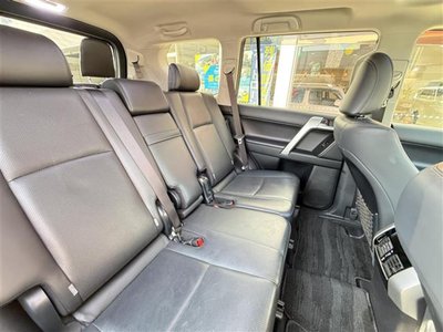 TOYOTA LAND CRUISER PRADO - 9