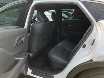 TOYOTA CROWN CROSSOVER - 8