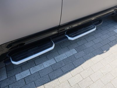 LAND ROVER DEFENDER - 5