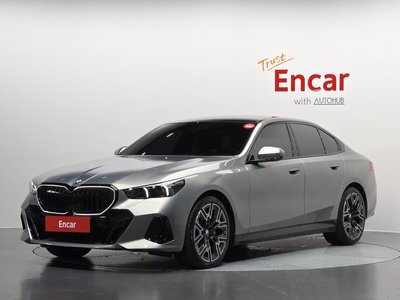 BMW 5 SERIES - 1