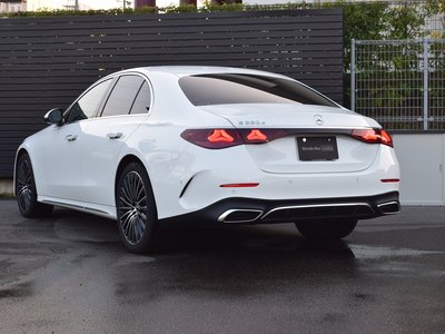 MERCEDES-BENZ E-CLASS - 8