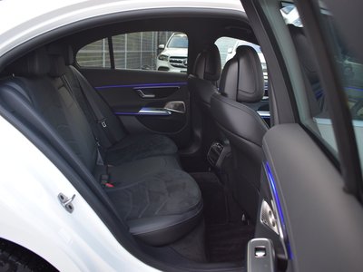 MERCEDES-BENZ E-CLASS - 3