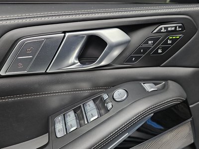 2021 BMW X7 thumbnail 30
