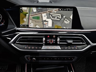 2021 BMW X7 thumbnail 20