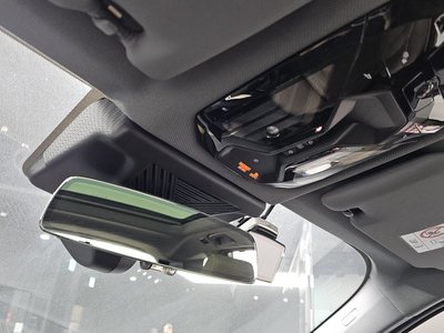 2025 BMW X3 thumbnail 25