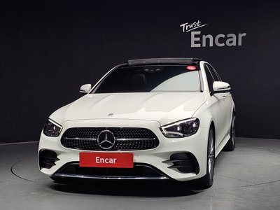 MERCEDES-BENZ E-CLASS - 2