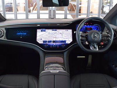 MERCEDES-BENZ EQE AMG - 4