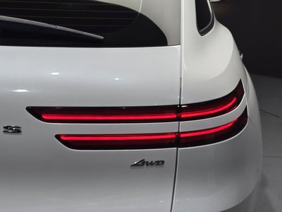 2021 Genesis GV70 photo 10