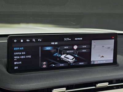 2021 Genesis GV70 — миниатюра 20