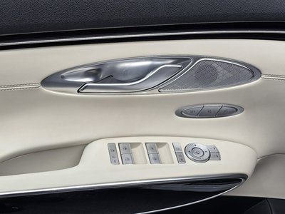 2021 Genesis GV70 — миниатюра 25