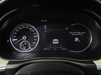 2021 Genesis GV70 — миниатюра 11